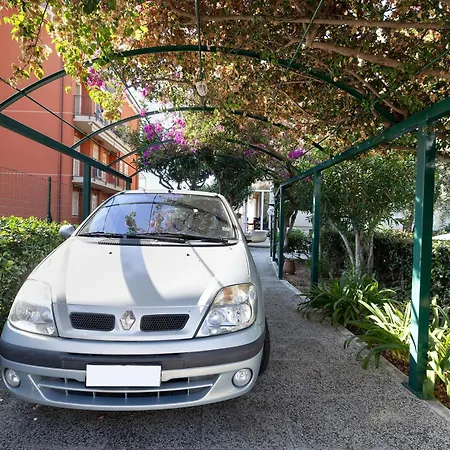 Appartamento Bouganville Pietra Ligure