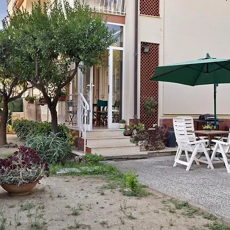 Bouganville * Pietra Ligure